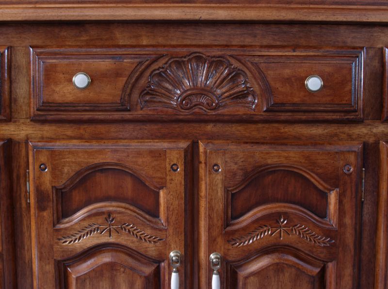Wood Cabinet Staining in Bloomington, IN